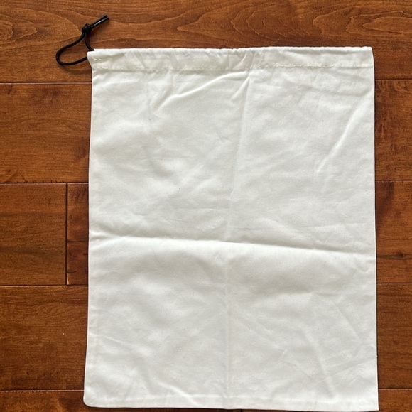 New Balance Staud Large White Dust bag - Picture 3 of 5